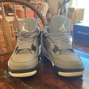 Jordan 4 Retro Gray Sneakers